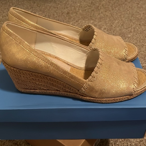Jack Rogers Palmer wedge in gold - Picture 4 of 5